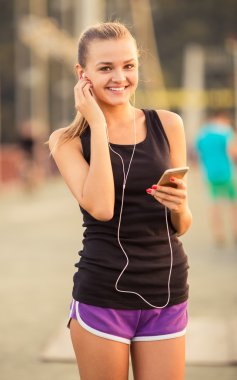 Kız çalışan şehir