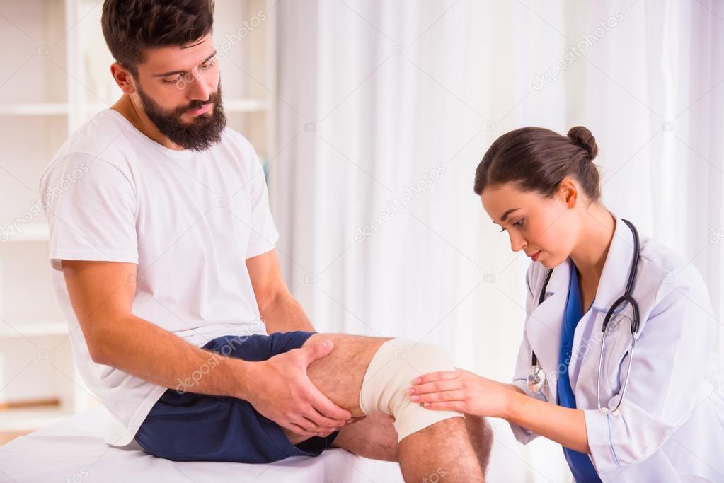 Injury man in doctor