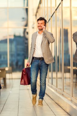 mutlu genç işadamı