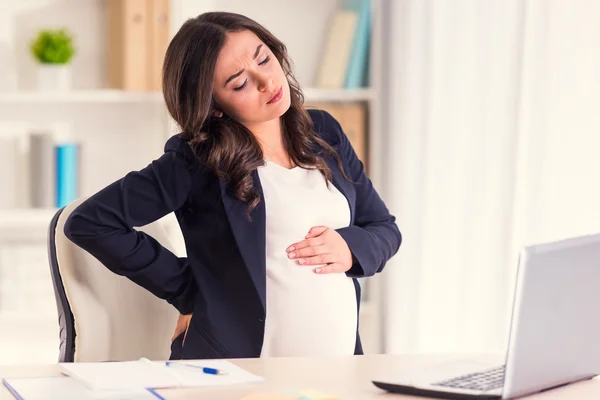 Kobieta w ciąży biznes — Zdjęcie stockowe