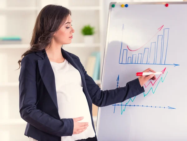 Mujer embarazada de negocios — Foto de Stock