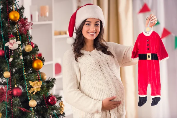 Kobiety w ciąży świętować Boże Narodzenie — Zdjęcie stockowe