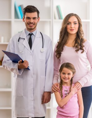 Çocuk ve çocuk doktoru