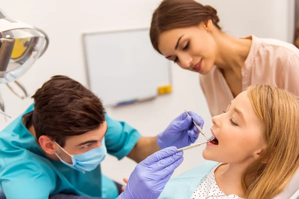 Studio dentistico professionale — Foto Stock