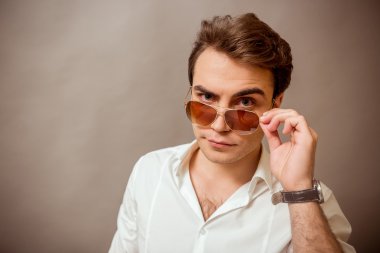 başarılı delikanlı