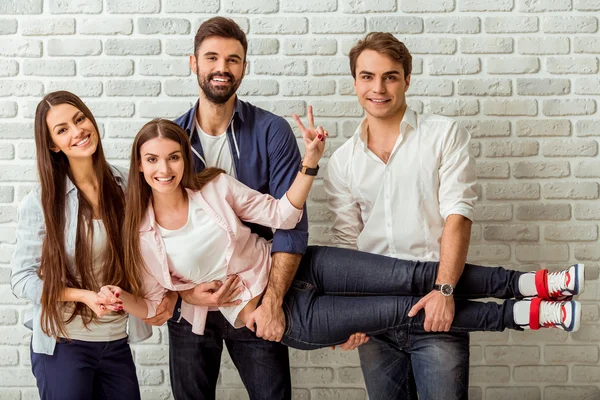 Group of young people — Stock Photo, Image