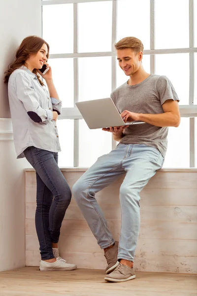 Beautiful couple at home — Stock Photo, Image