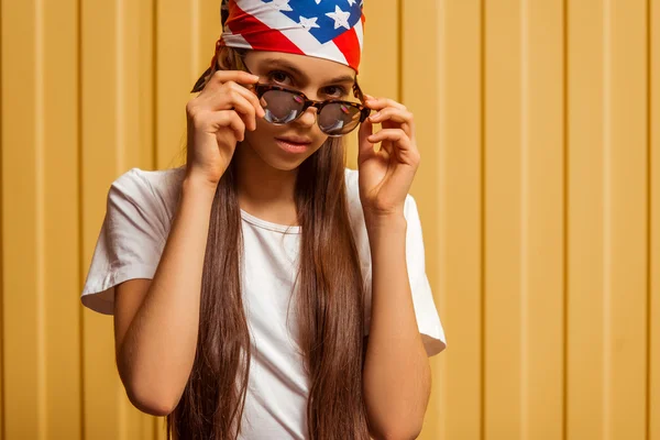 Carino ragazza adolescente — Foto Stock