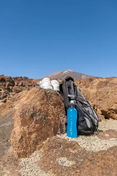 Sport equipment on mountain background — Stock Photo, Image