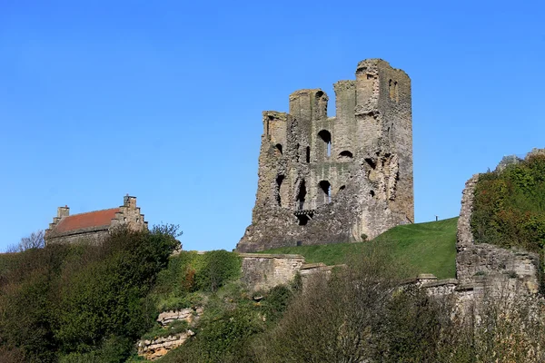 Scarborough castle keep — Stockfoto