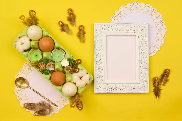 Place Insert Picture Text Light Vintage Frame Easter Decor Candles — Stock Photo, Image