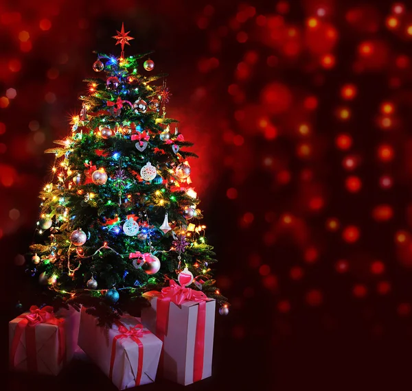 Glowing Christmas tree — Stock Photo, Image