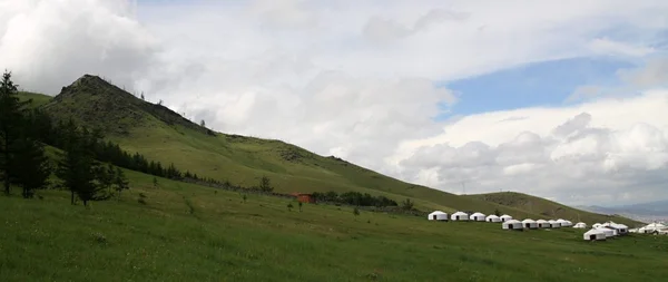 Mongolian Yurts near  Ullanbaator in Mongolia — Stock Photo, Image