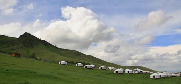 Yurts mongóis perto de Ullaanbaator na Mongólia Fotos De Bancos De Imagens Sem Royalties