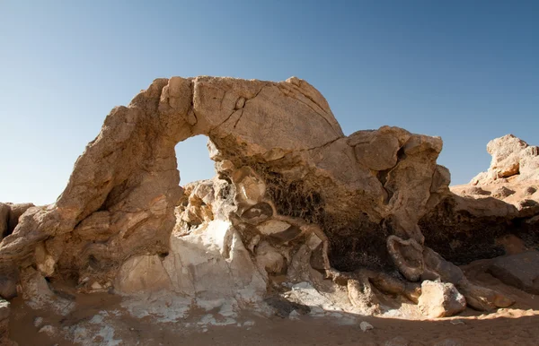 Crystal berg in de buurt van Farafra oase — Stockfoto