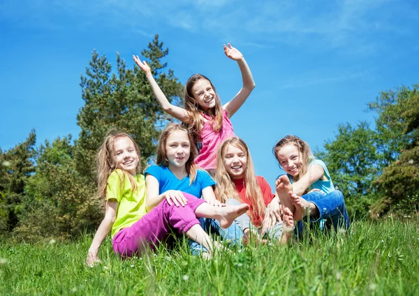 Gelukkige actieve kinderen — Stockfoto