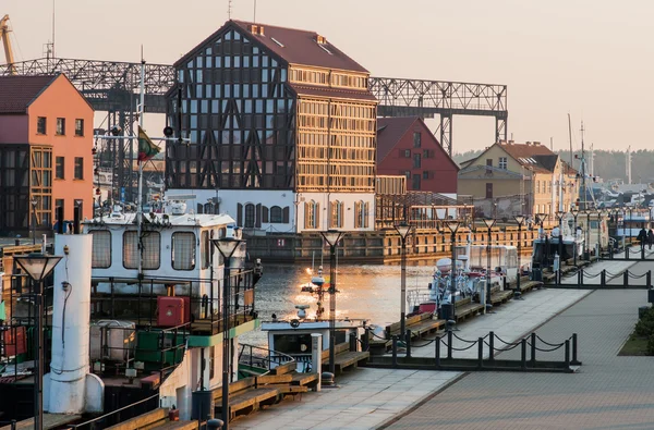 Stará budova přístavu Klaipeda. — Stock fotografie