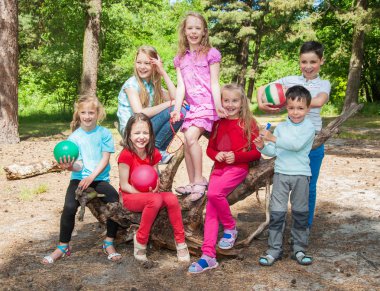 Aktif çocuk açık havada