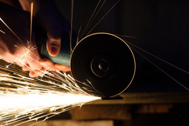 metal çelik boru taşlama