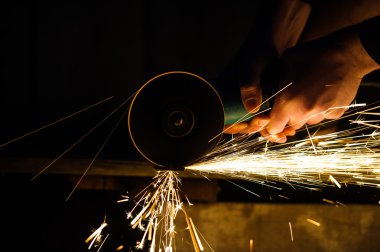 metal çelik boru taşlama