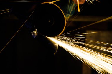 metal çelik boru taşlama