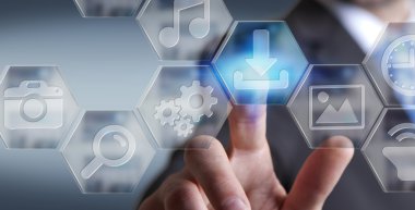 Modern dijital uygulamalar arabirimini kullanarak iş adamı