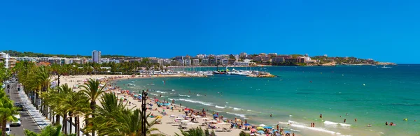Vista da praia Platja Llarga em Salou Espanha — Fotografia de Stock