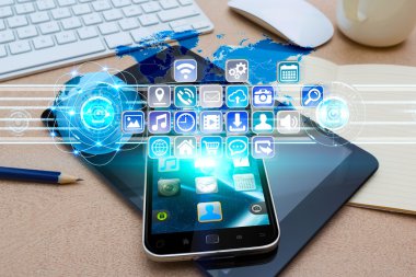 Modern cep telefonu ile dijital kutsal kişilerin resmi