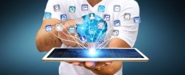 Modern dijital tablet uygulamaları kullanarak iş adamı