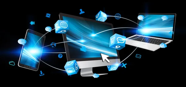 Dispositivos tecnológicos conectados entre sí —  Fotos de Stock