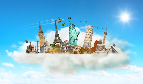 Berömda monument av världen i ett moln — Stockfoto