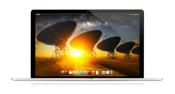 Moderner Laptop auf weißem Hintergrund — Stockfoto