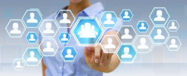 Sosyal ağ kullanarak iş kadını