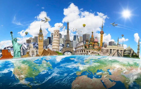 Famous landmarks of the world grouped together on planet Earth — Stock Photo, Image