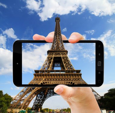 Eyfel Kulesi Paris Fransa bir cep telefonu ile çekilen