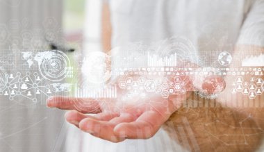 Dijital grafik arabirimini kullanarak iş adamı