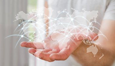 Küresel ağ ve veri alışverişi tutan işadamı