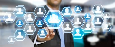 Sosyal ağ kullanarak iş adamı