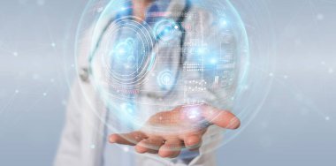 Bulanık arkaplan üzerinde çalışan bilim adamı 3D görüntüleme ile dijital teknolojik arayüz kullanıyor