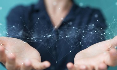 Bulanık arkaplanda, noktalı ve 3B çizgili yüzen dijital ağ bağlantıları kullanan kadın