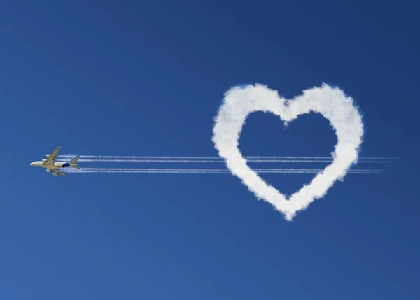 Srdce mraky Valentýna koncept — Stock fotografie