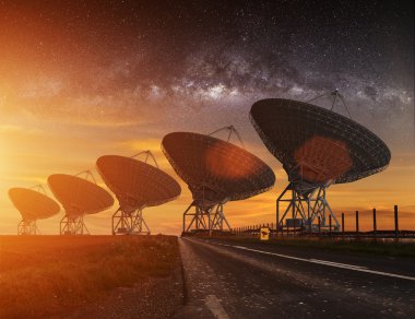 gece radyo Teleskobu görünümü