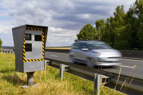 Automatic speed camera — Stock Photo, Image