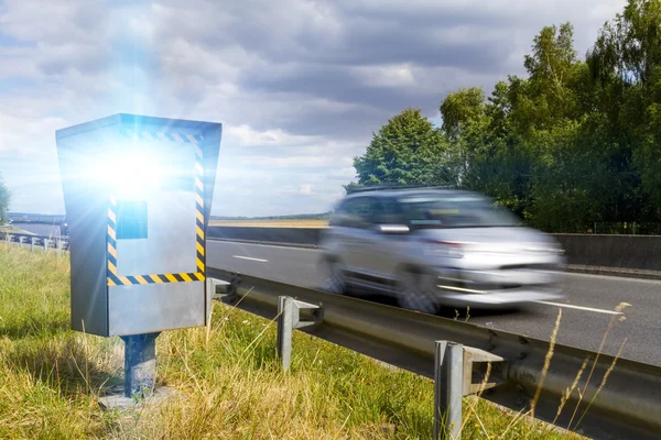 Automatic speed camera — Stock Photo, Image