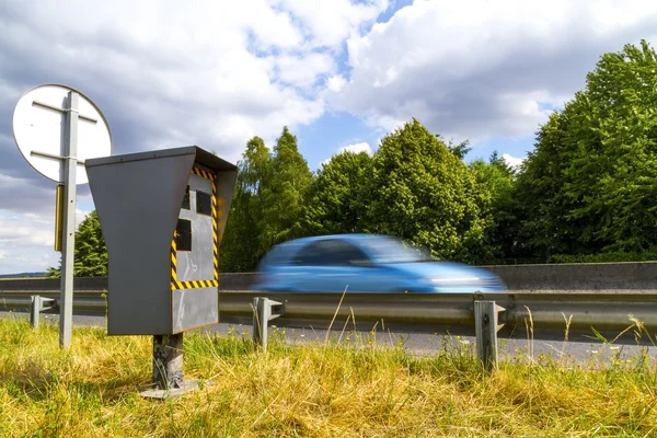 Automatic speed camera — Stock Photo, Image