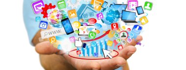 Modern dijital uygulama kullanarak iş adamı