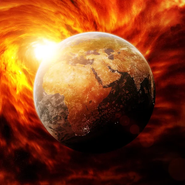 Röd nebulosa i utrymme med planeten jorden — Stockfoto
