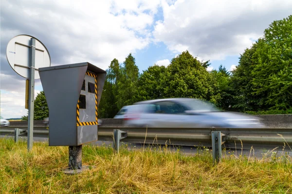 Câmera de velocidade automática — Fotografia de Stock