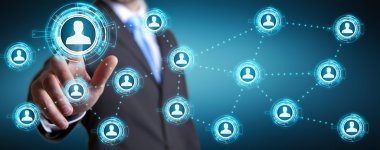 Modern sosyal ağ kullanarak iş adamı