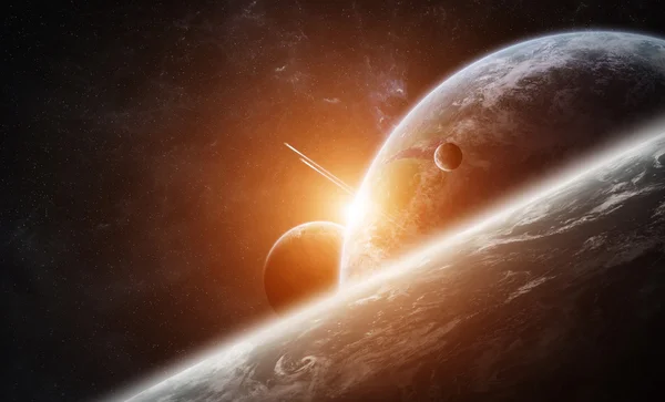 Ανατολή του ηλίου πάνω από τον πλανήτη Γη στο διάστημα — Φωτογραφία Αρχείου